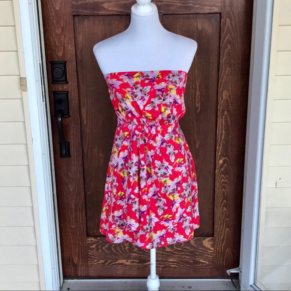 Express Dresses & Skirts - Express bright multicolor floral strapless dress